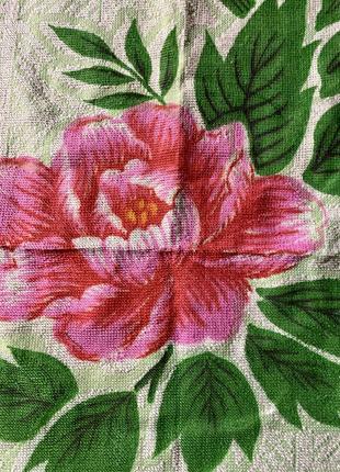 Тонкое махровое полотенце среднее