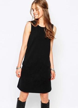 Черное платье мини
