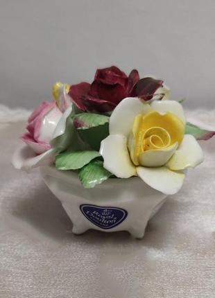 Фарфоровая статуэтка розы royal doulton /8964/