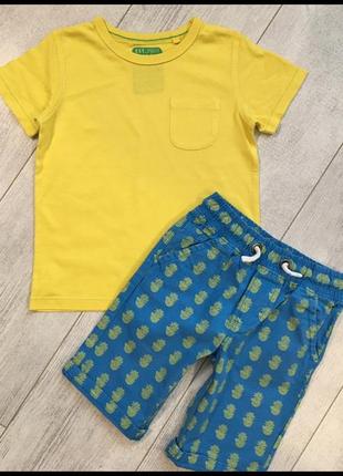 Шорты и футболка некст 3-5 лет
