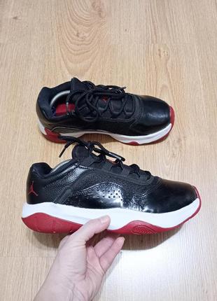 Кроссовки nike air jordan 11 cmft low2 фото