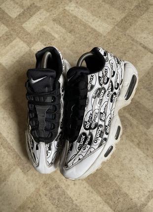 Nike air max 95 premium logo pack