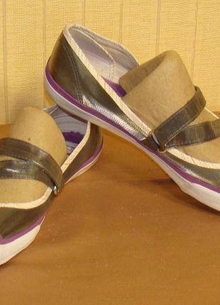 Кеди жіночі lee cooper.