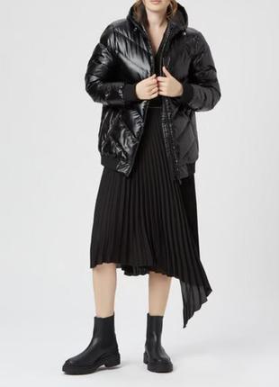 Курточка жіноча