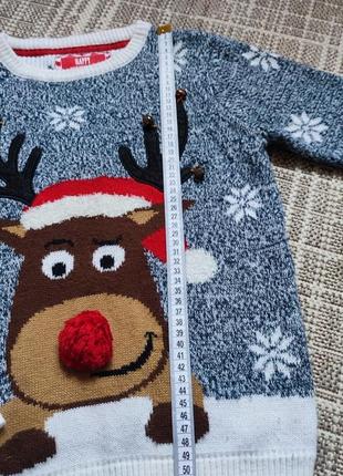 Новогодний свитер с оленем и звенящими колокольчиками4 фото