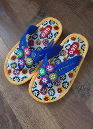 Пляжные тапочки с пустышкой