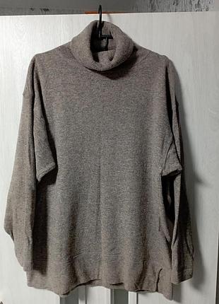 Светр вовна  luna .