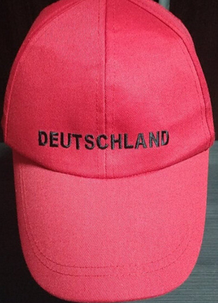 Кепка бейсболка красная