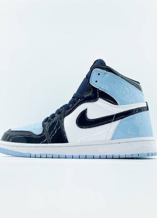 Кросівки жіночі nike air jordan 1 retro high unc "patent blue"