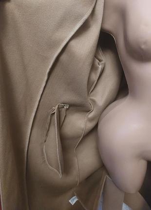 Итальянское женское пальто в цвете кэмэл.8 фото