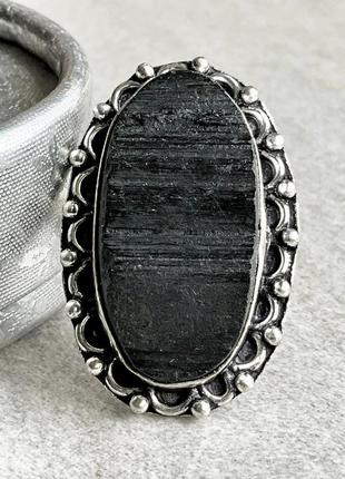 Индия, кольца с черным турмалином шерл, размер 17