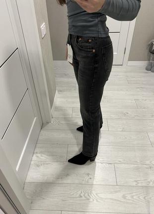 Джинси джинсы zara  straight-fit  розмір  36 s 34 xs 38 mсвітло-сір, графіт6 фото