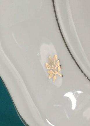 Фарфоровая тарелка цветочки позолота круглая мелкая коростень ø-247 мм.  ссср 1960-е гг. н40008 фото