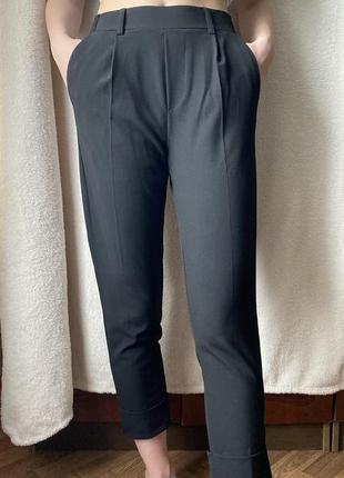 Чёрные классические брюки bershka