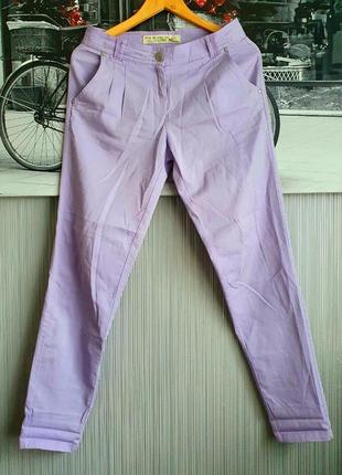 Яркие котоновые брюки размер 8 с-м5 фото