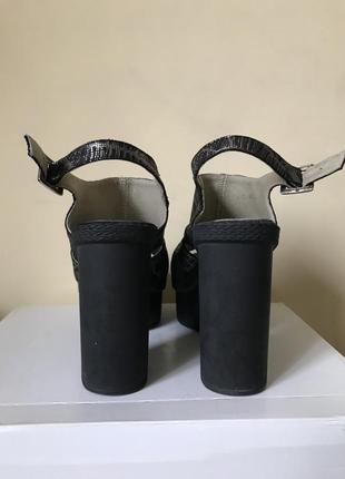 Босоножки, туфли черные туфельки на каблуке, zara bershka h&amp;m5 фото