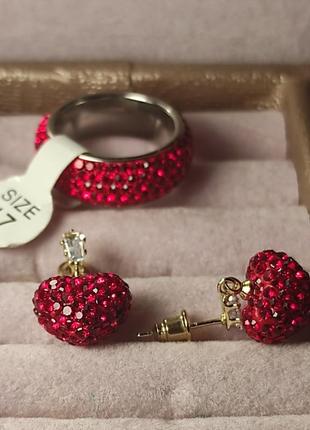 Серьги красное сердечко