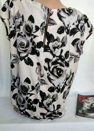 Красивая блуза в крупный цветочный принт, спинка на змейке р. 48-eu/3xl , от wallis3 фото