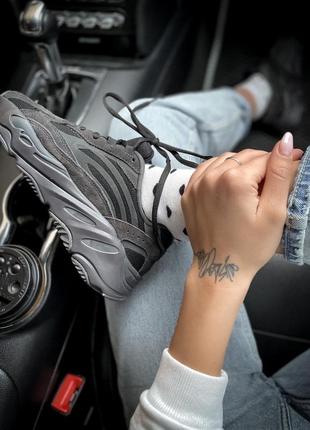 Кроссовки adidas yeezy boost 7007 фото