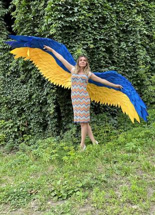 Продам крылья цвета флага украины.4 фото