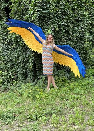 Продам крылья цвета флага украины.5 фото