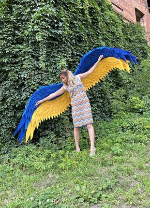 Продам крылья цвета флага украины.9 фото