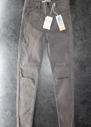 Актуальные скинни с высокой посадкой pull & bear eur 38 s-m