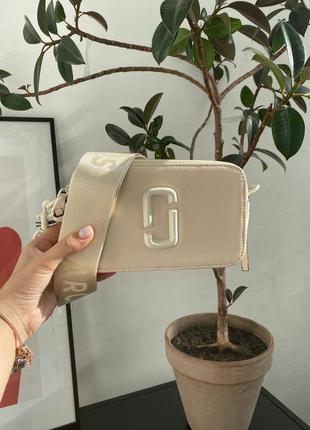 Сумка кроссбоді marc jacobs the snapshot total beige