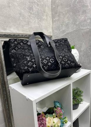 Женская замшевая черная большая сумка с ручками с принтом люи виттон3 фото