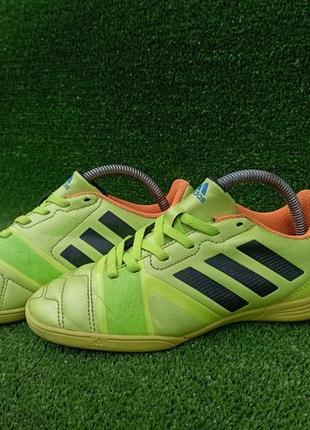 Підліткові кросівки футзалки бампи adidas nitrocharge solar