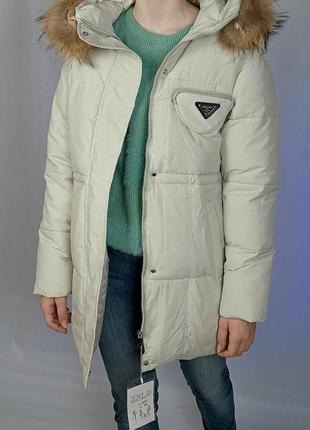 Тепла жіноча куртка з натуральною опушкою, р. м