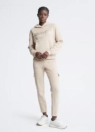Костюм Plus calvin klein, бежевый костюм Plus calvin klein, худи Plus calvin, карго Plus calvin