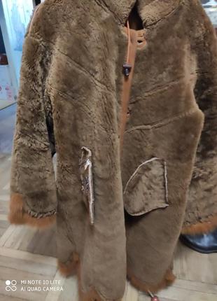 Дубленка из овчины в технике shearling с мехом лисы8 фото