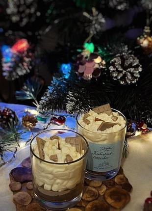 Соєва свічка в стакані з деревʼяним гнітом аромат «імбирне печиво»