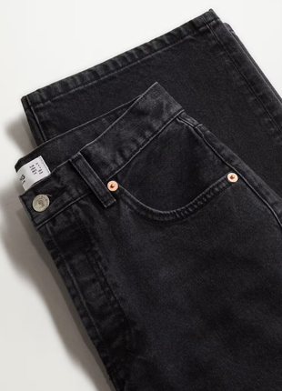 Нові прямі чорні джинси від бренду mango5 фото