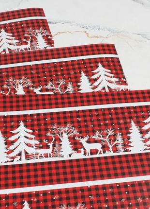 Папір пакувальний новорічний "зимовий ліс на бордовому" 100см*70см (упаковка 15 листів)4 фото