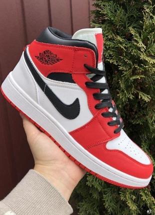 Кроссовки мужские демисезонные nike air jordan джордан красные с белым весна/лето/осень2 фото