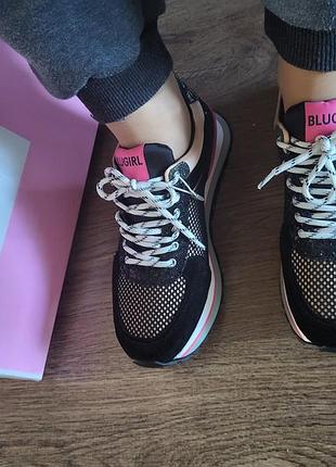 Новi крутезні сникерсы blumarine, оригинал