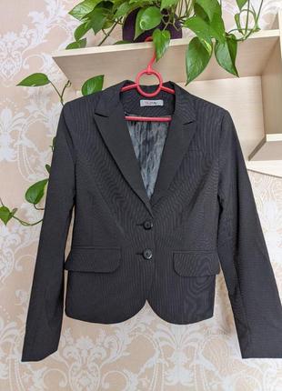 Піджак від sezone