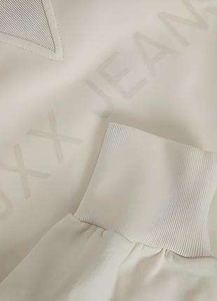 Свитшот оверсайз из плотного хлопка трехнить в молочном цвете датского бренда jjxx4 фото