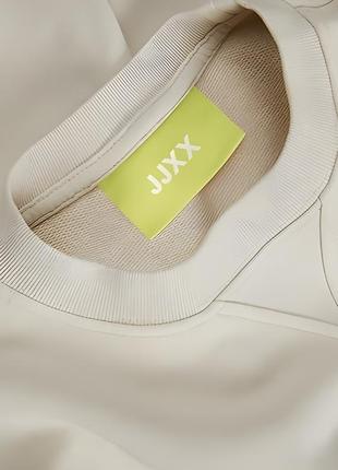Свитшот оверсайз из плотного хлопка трехнить в молочном цвете датского бренда jjxx3 фото