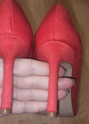 Красные туфли stradivarius3 фото