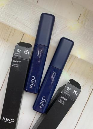 Темно- синяя тушь для объема ресниц kiko milano smart colour