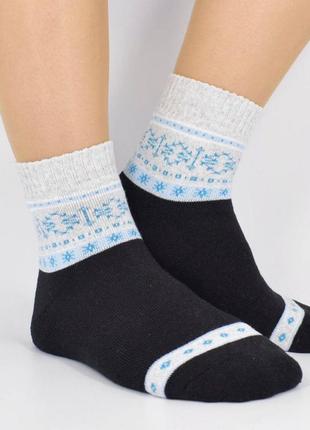 Консервовані новорічні шкарпетки - незвичайний подарунок від діда мороза6 фото