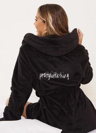 Чорний теплий халат prettylittlething