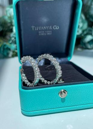 Серьги с камнями