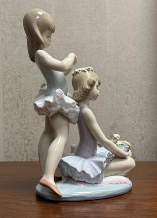 Фарфоровая статуэтка lladro «первое выступление».6 фото