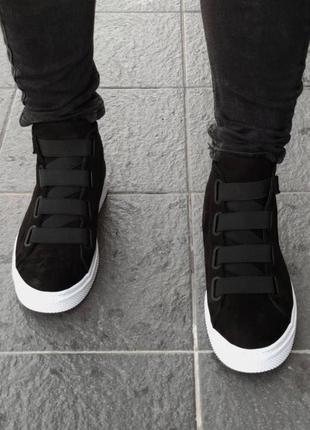 Зимові чоловічі кросівки/кеди/черевики чорні на білій підошві супер якість, молодежные стильные ботинки, кроссовки, кеды высокие на меху1 фото