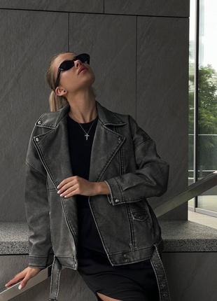 Женская куртка косуха в винтажном стиле серая потертая терта экокожа тренд сезона хит4 фото
