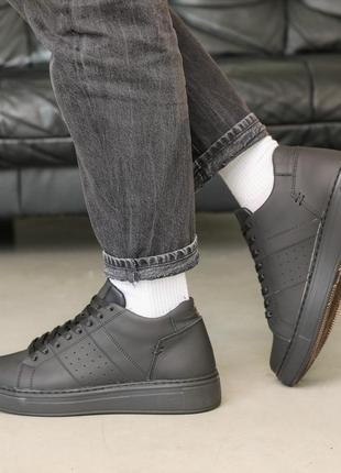 Стильные зимние черные мужские кроссовки на меху кожаные/натуральная кожа-мужская обувь на зиму